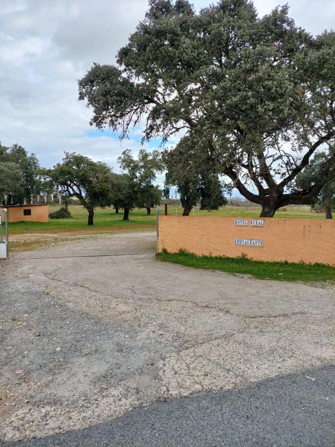 Toril  Hotel Rural Portilla De Monfraguee מראה חיצוני תמונה